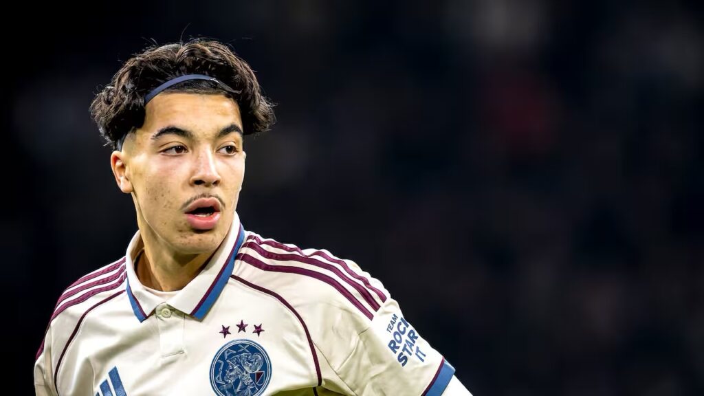 Rayane Bounida tranche définitivement : le joyau de l’Ajax choisit le Maroc et tourne la page belge